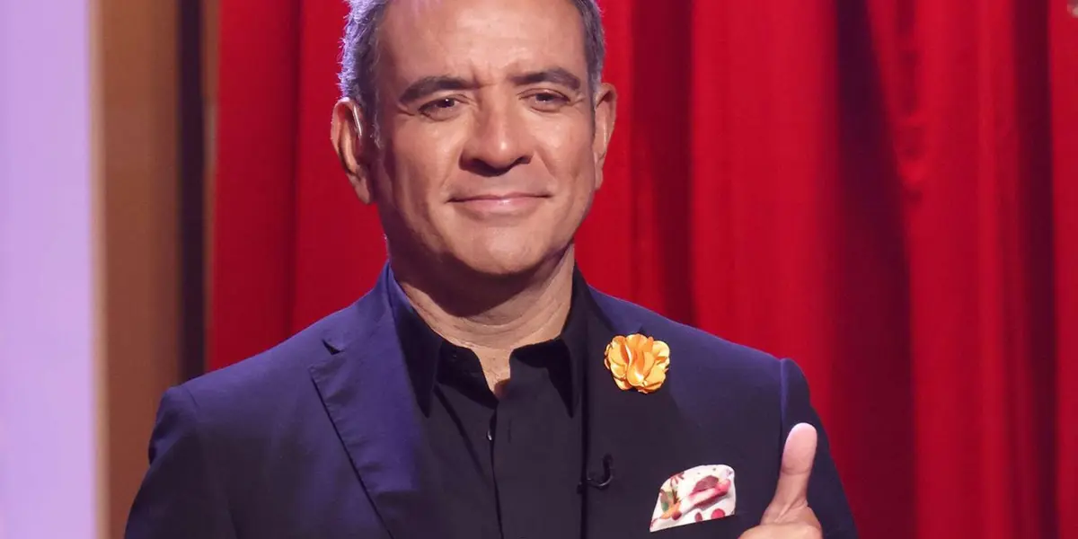 Héctor Sandarti podría regresar a Televisa 