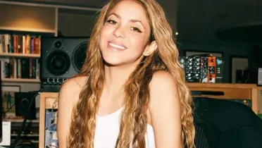 Shakira sorprende al reaparecer sonriente  junto a su ex suegra 